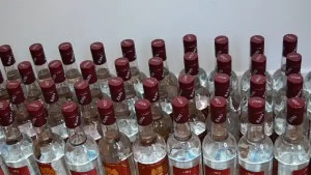 Kulu'da 50 şişe kaçak rakı ele geçirildi