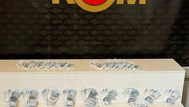 Kayseri'de 469 bin 600 TL sahte para ele geçirildi