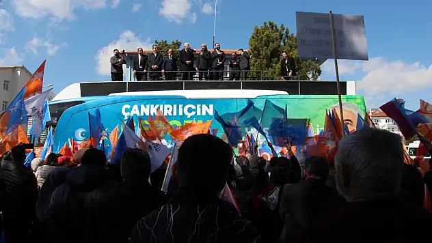 Bakan Uraloğlu: Ülkemizin her tarafını bölünmüş yollarla ördük