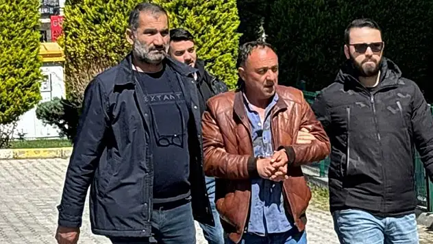 Takip ettiği eşi ile erkek arkadaşını vuran şüpheli, tutuklandı