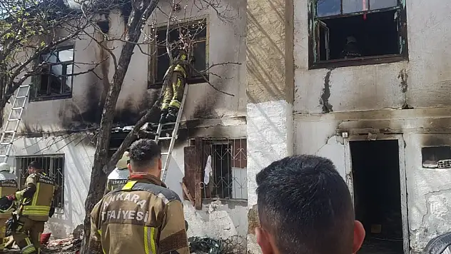 Ankara'da 2 katlı evde çıkan yangında Suriye uyruklu çocuk öldü