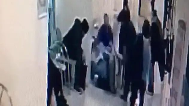 Ankara'daki hastanede sedyeden düşen hasta öldü