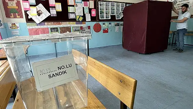 Sandık kurullarında görev alan kamu personeli 1 Nisan'da idari izinli sayılacak