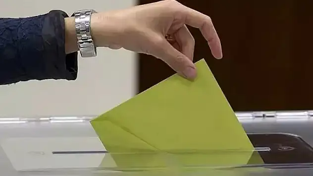 Liderler nerede oy kullanacak?