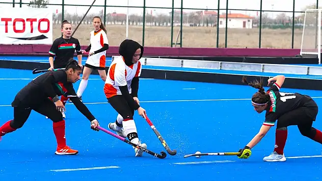 Hokey5s Türkiye Şampiyonası, Konya'da başladı