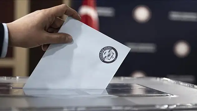 İzmir'de 3 milyon 459 bin seçmen oy kullanacak! İlçe ilçe seçmen sayıları...