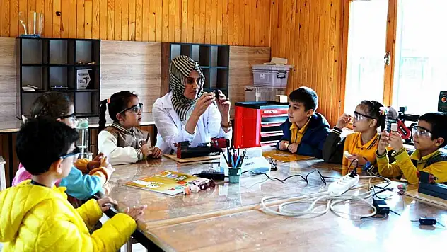Karatay Tabiat Mektebi eğitimlere başladı