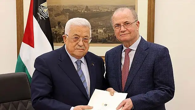 Filistin Devlet Başkanı Abbas'tan yeni hükümete onay