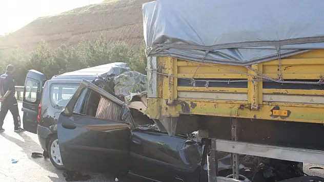 Manisa'da 3 kişinin öldüğü kazada yaralanan Ardes Aras hastanede hayatını kaybetti