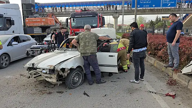 İftara yetişmeye çalışırken kaza yaptılar