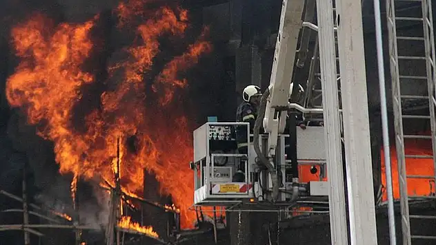 İlaç fabrikasında patlama: 4 kişi öldü