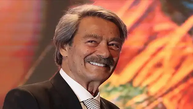 Sanatçı Kadir İnanır'dan sevindiren haber