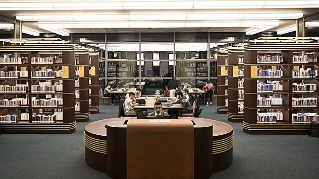 Cumhurbaşkanlığı Millet Kütüphanesi, sahurda da yoğun ilgi görüyor