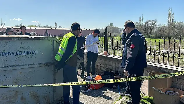 Çöp depolama alanında ölü bulundu