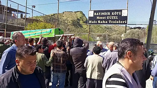 Yangında ölen 2 yaşındaki Mehmet'e veda