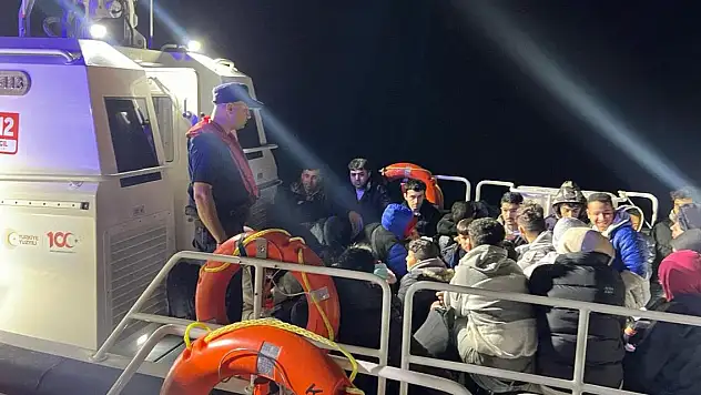 Muğla açıklarında 25 düzensiz göçmen yakalandı