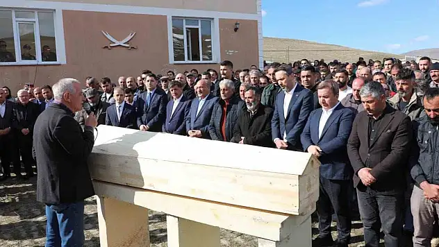 Cansız bedenine ulaşılan işçi son yolculuğa uğurlandı