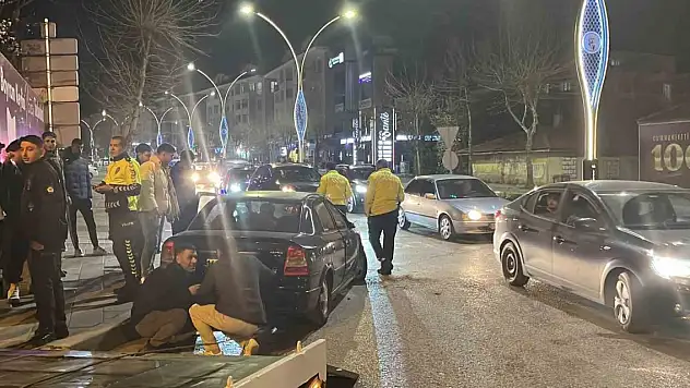 Trafiği birbirine kattı: Kaçtığı kaza yerine geri geldi