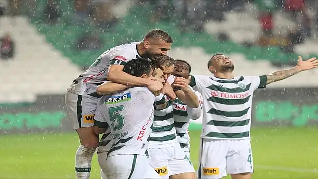 Konyasporlu futbolculara iyi haber!