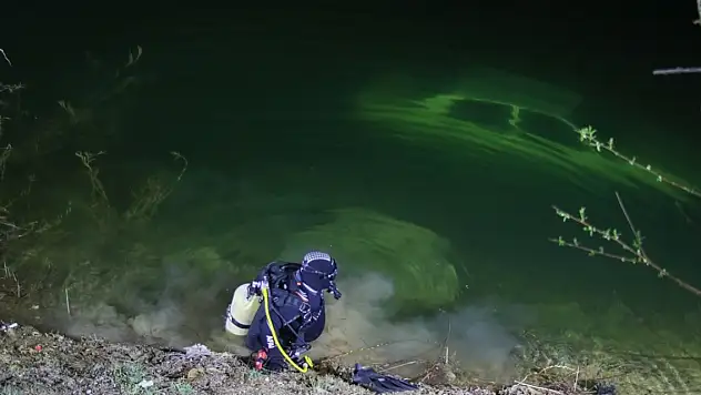 Uşak'ta gölete düşen otomobilde 1 kişi ölü bulundu