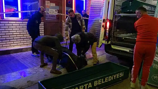 Gece kulübünde silahlı kavga: 1 ölü