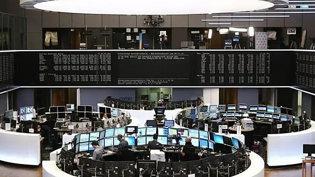 Avrupa borsaları karışık seyirle açıldı