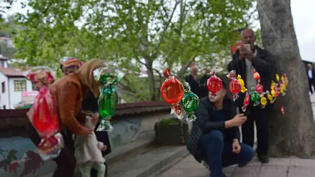 Askıda şeker etkinliğiyle bayrama tatlı dokunuş