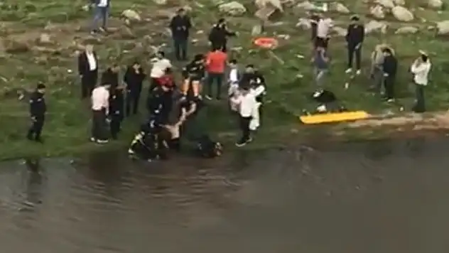 Dereye giren çocuk boğuldu