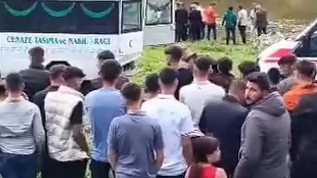 Dereye giren çocuk boğuldu