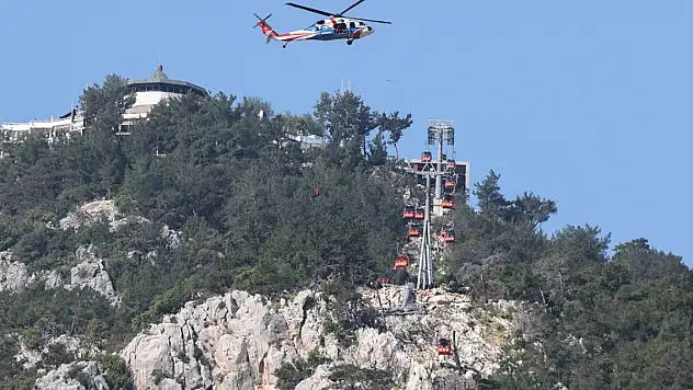 Son Dakika! Antalya'da mahsur kalan 15 kabindeki 112 kişi tahliye edildi