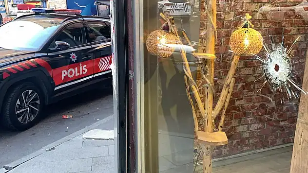 İstanbul'da silahlı saldırı! Yaralılar var