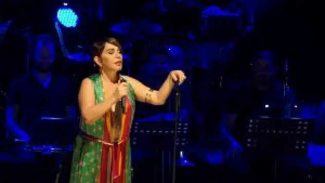 Sezen Aksu Bodrum'da konser verdi