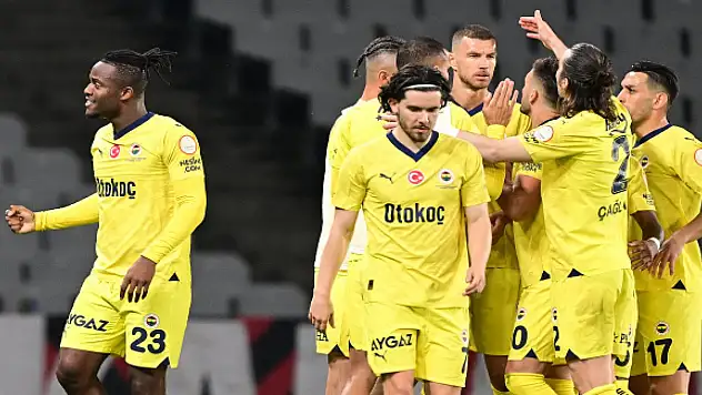 Fenerbahçe ikinci yarıda geri döndü