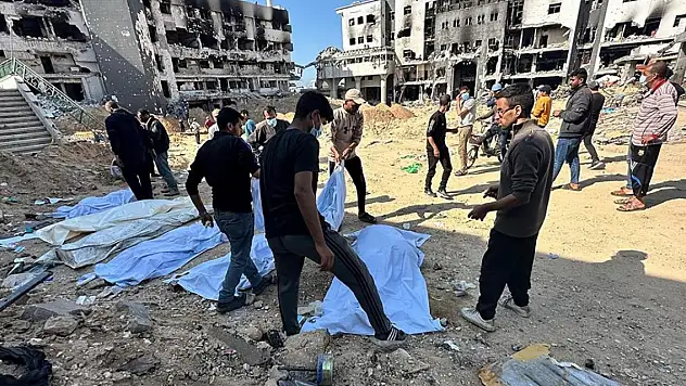 Gazze'de can kaybı 33 bin 797'ye yükseldi