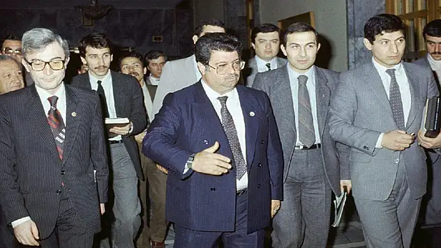 8. Cumhurbaşkanı Turgut Özal'ın ölümünün üzerinden 31 yıl geçti