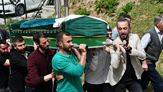 Muhtarlık mazbatasını alacağı gün hayatını kaybetti