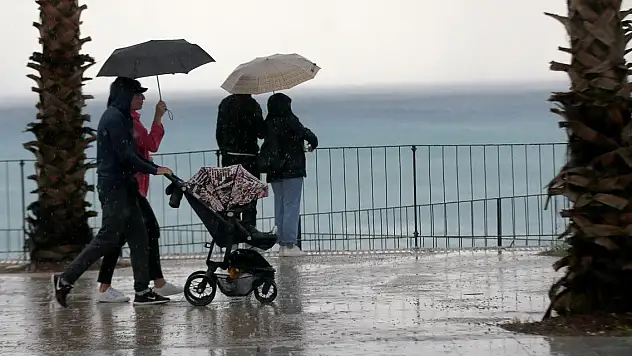 Bakan Özhaseki fırtına ve yağışa karşı uyardı