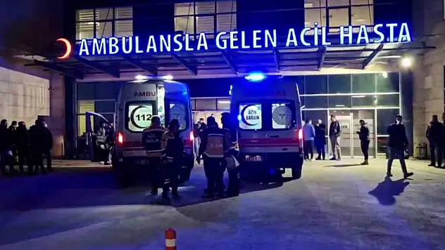 İntihar etmek için 4'üncü kattan atlayan şahıs, başka bir kişinin üzerine düştü