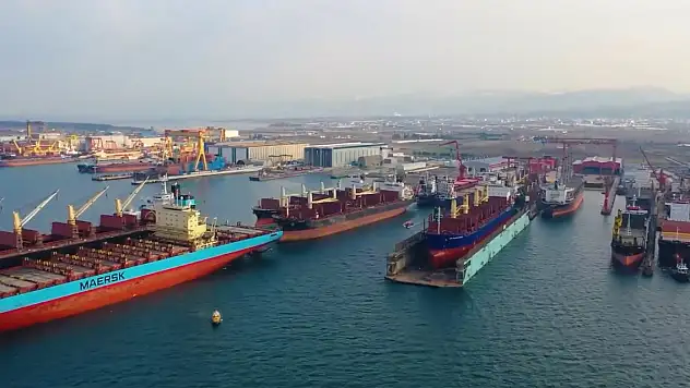 Forklift arasında sıkışan başmühendis öldü, müdür ağır yaralandı