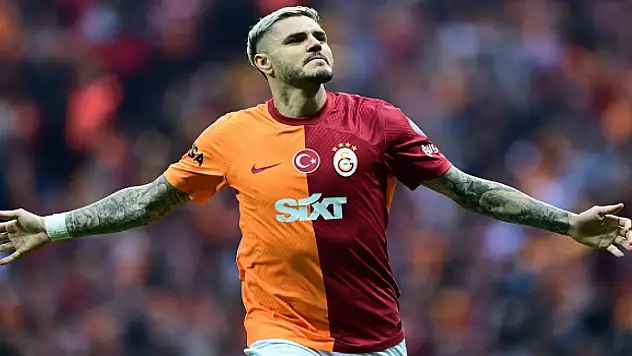Galatasaray 3 puanı 4 golle aldı