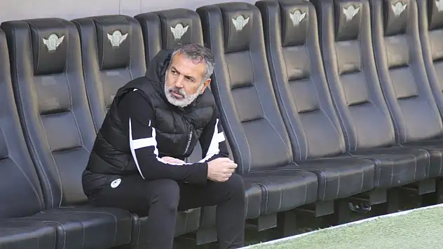 1922 Konyaspor'da Hoca verilen mücadeleyi anlattı!