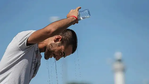 Kavurucu sıcaklıklar bu yaz etkili olacak! Rekor seviyede seyredecek