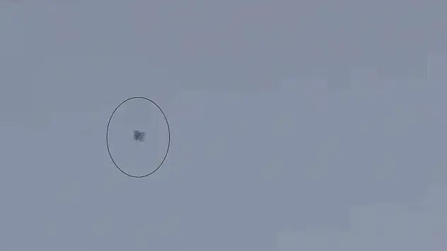 Gök yüzünde görülen cisimler merak uyandırdı