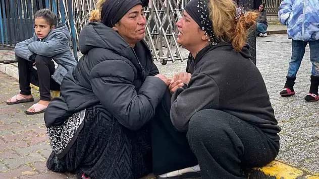 İBB çukurunda hayatını kaybeden Edanur'un acılı annesi konuştu