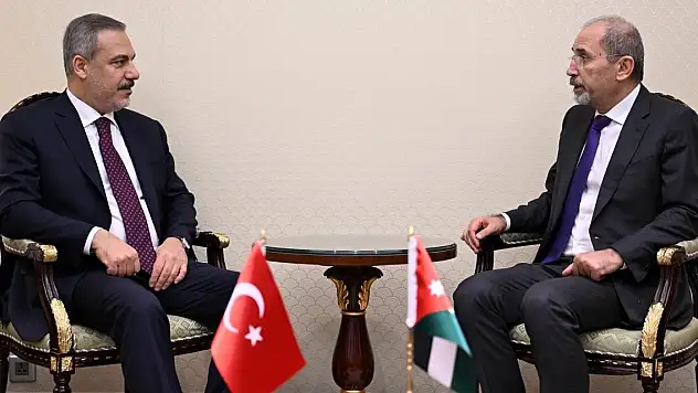 Dışişleri Bakanı Fidan Ürdünlü mevkidaşı Safedi ile görüştü