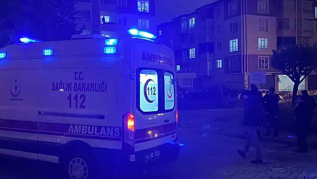 18 yaşından küçük gençler arasında bıçaklı kavga: 2 yaralı
