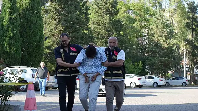 Evinde ölü bulunan Pakistanlı kadının oğlu tutuklandı