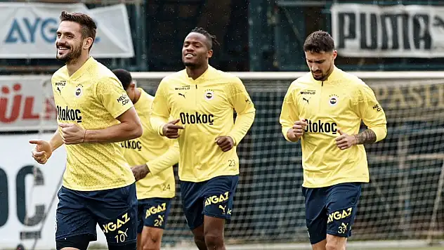 Fenerbahçe'de Konyaspor maçı hazırlıkları sürdü