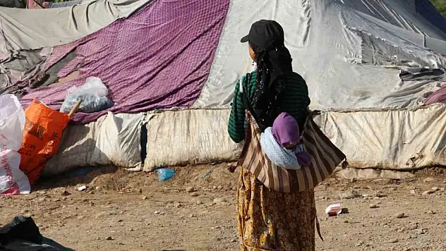 5 bin insan, 400 bin küçükbaş hayvanın zorlu yolcuğu başladı