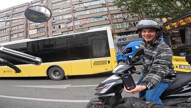 İstanbul'da trafikte kahkahaya boğan kaza!